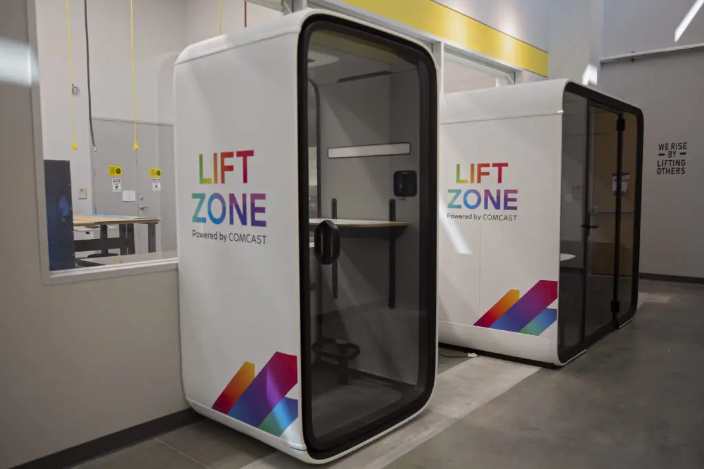 The Flagship Lift Zone features privacy pods.