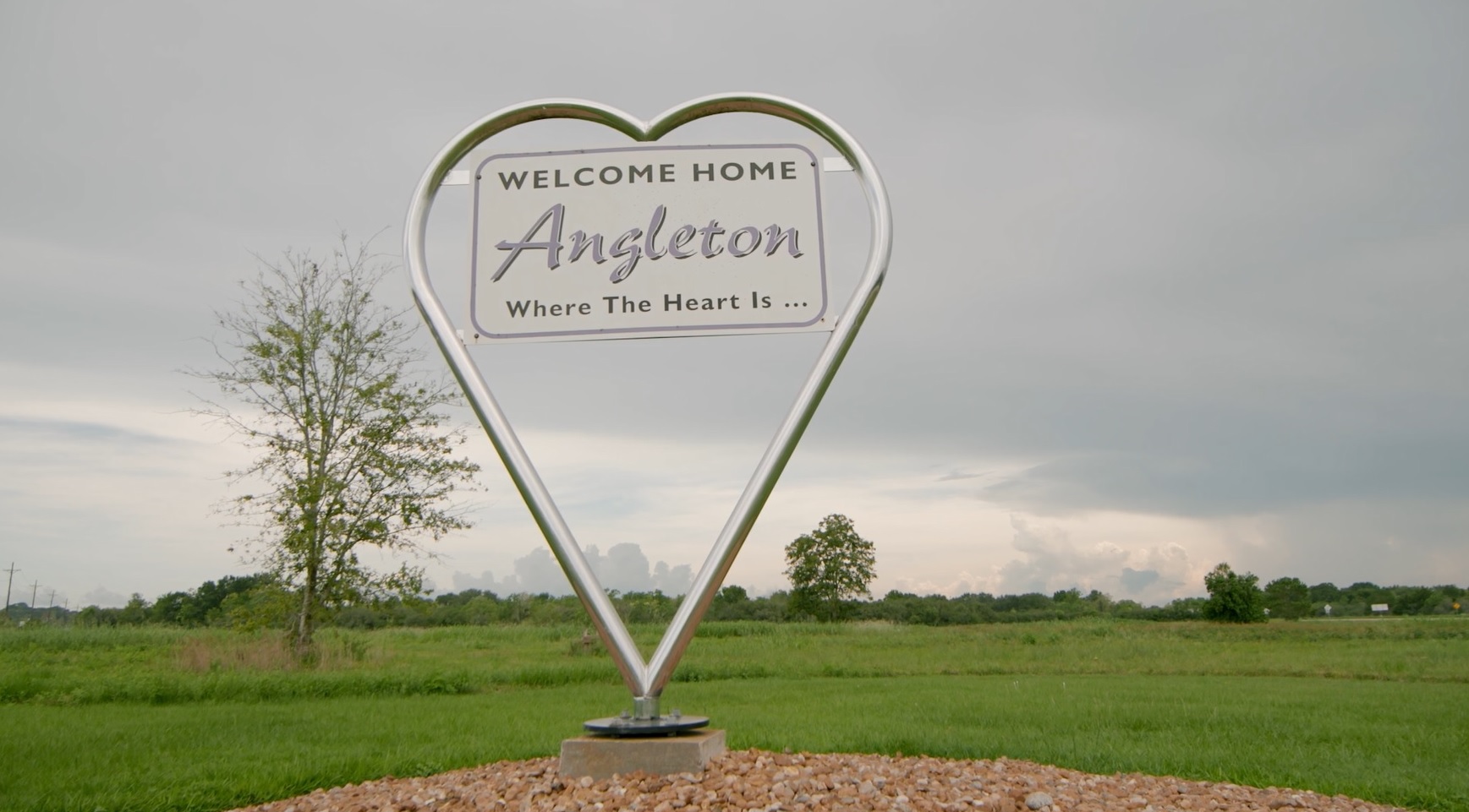 Angleton Heart sign