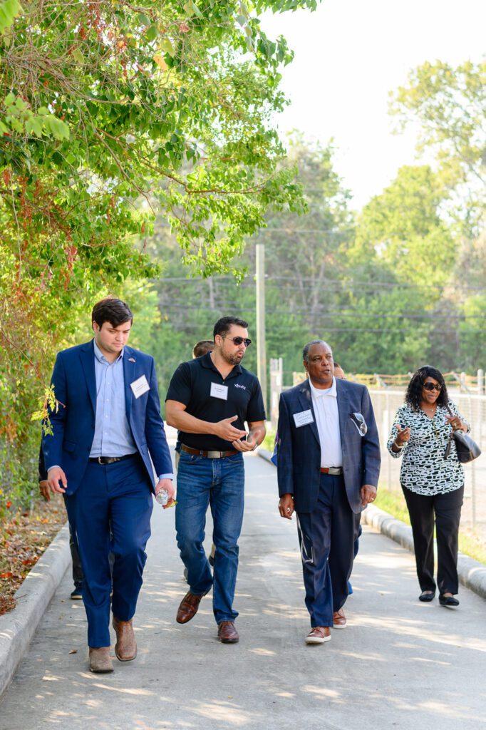 Comcast rep gives HUB tour